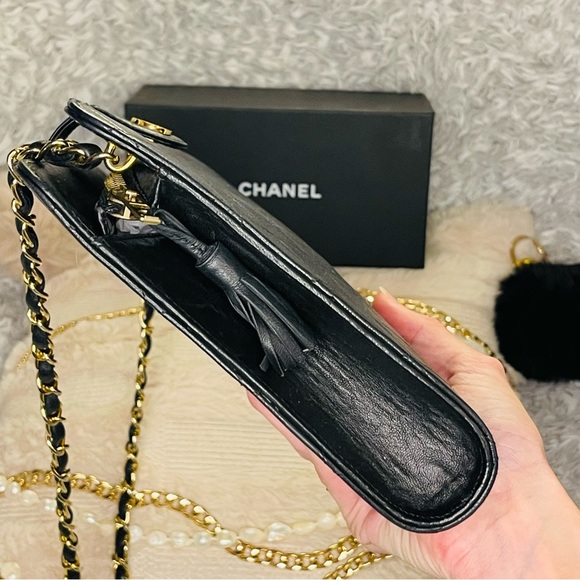 CHANEL RARE Matelasse Vintage Lambskin Black Lambskin - Picture 14 of 16